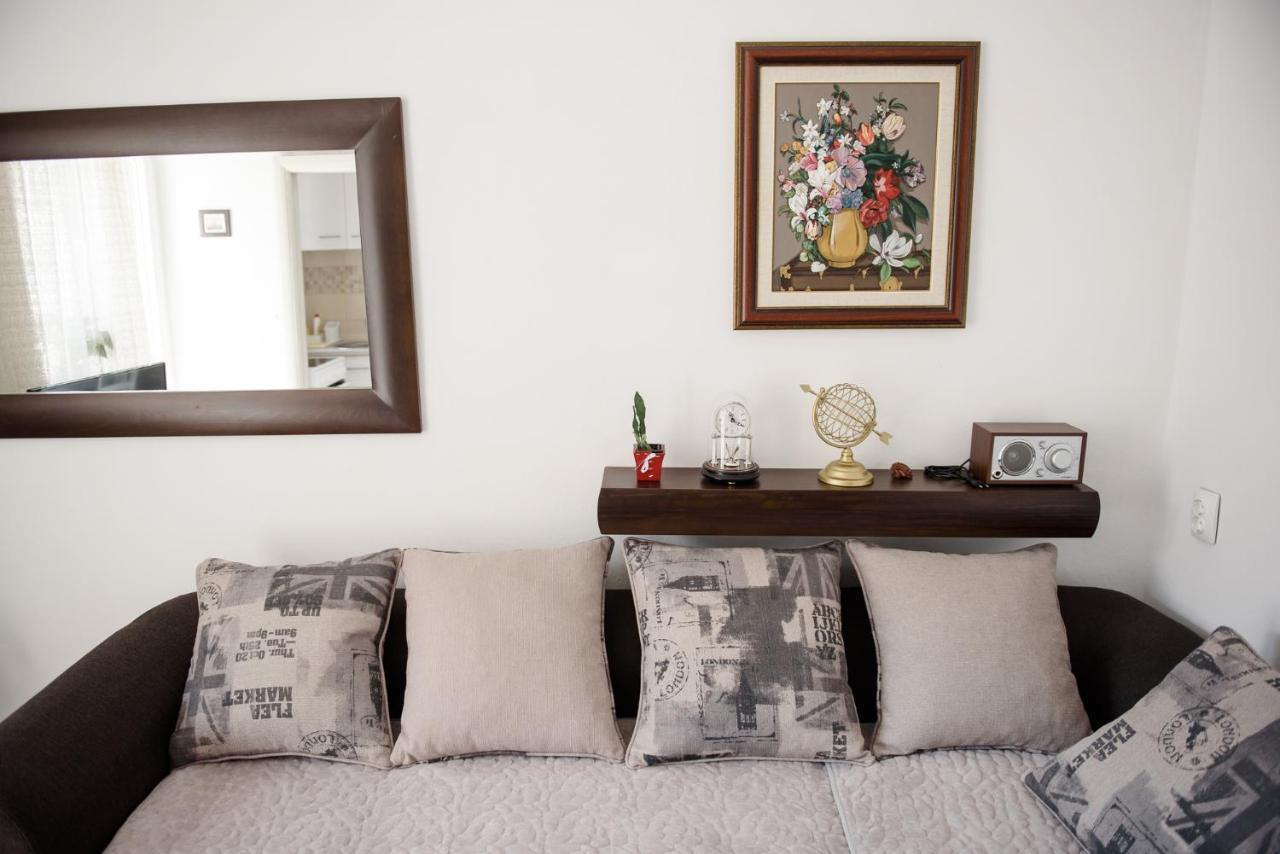 Cozy 2Br Apartment, 3 Min To The Old Town Kotor Bagian luar foto